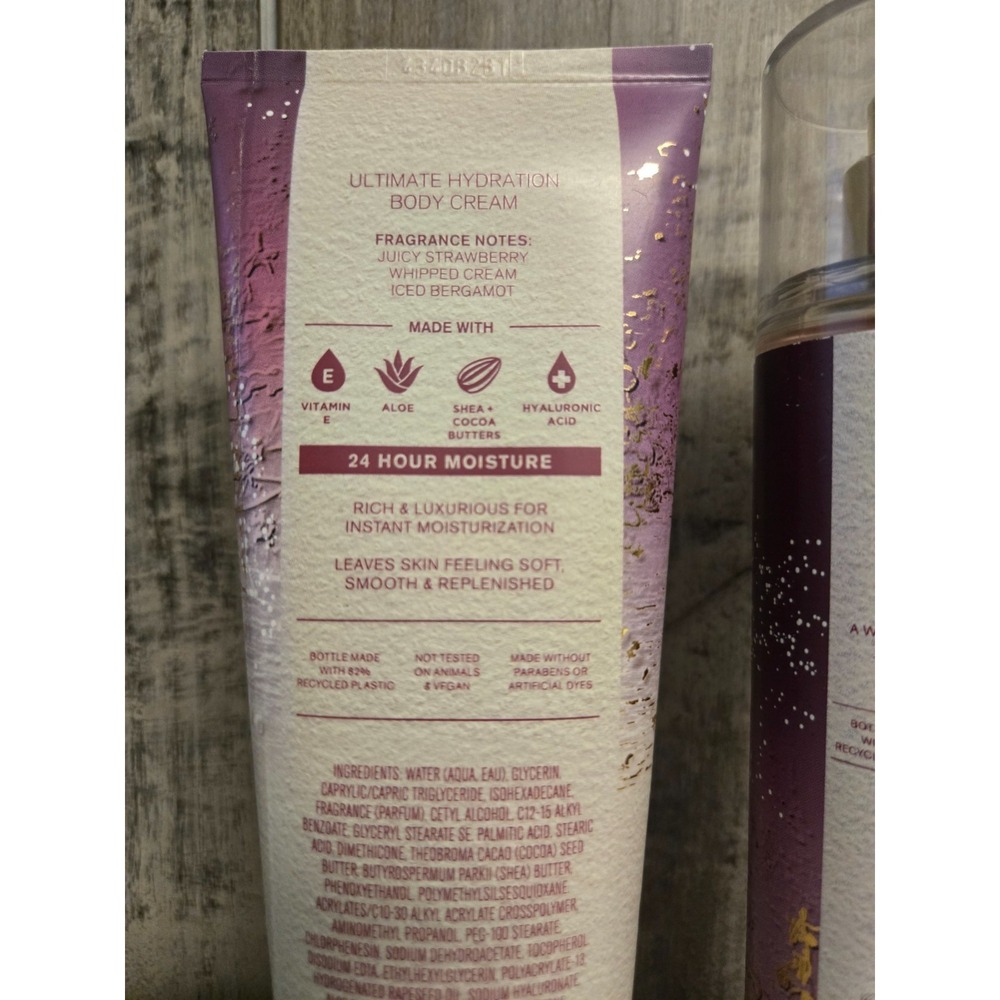 Bath & Body Works SET Strawberry Snowflakes Fragrance Mist and Body Cream NEW - Picture 4 of 4